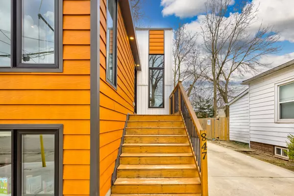 London East, ON N5Z 1L9,847 Stedwell ST