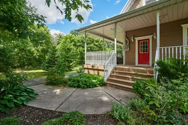 South Glengarry, ON K0C 1S0,18597 Dundas ST