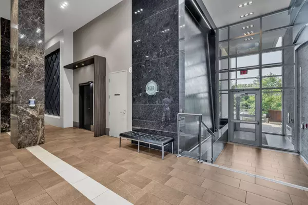 Glebe - Ottawa East And Area, ON K1S 5K3,1035 Bank ST #609