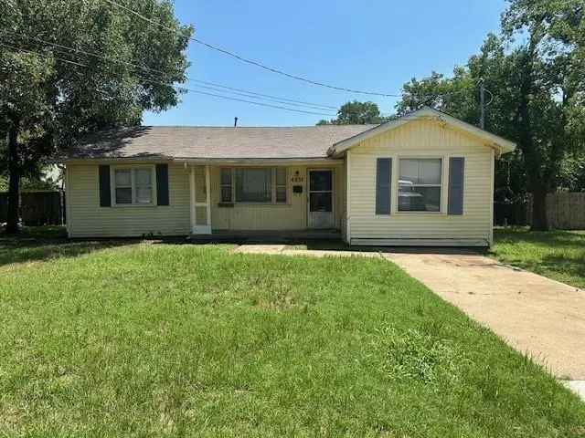 6832 Craig Street, Fort Worth, TX 76112
