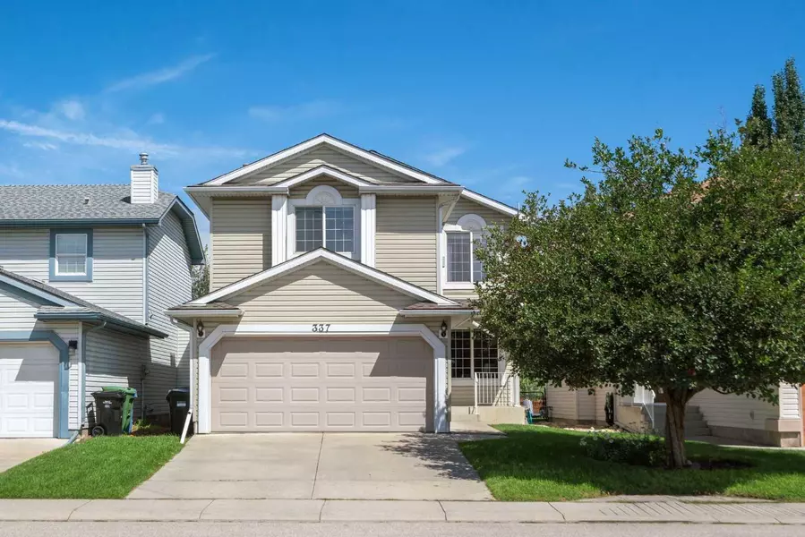 337 Douglas Ridge CIR Southeast, Calgary, AB T2Z 3H7