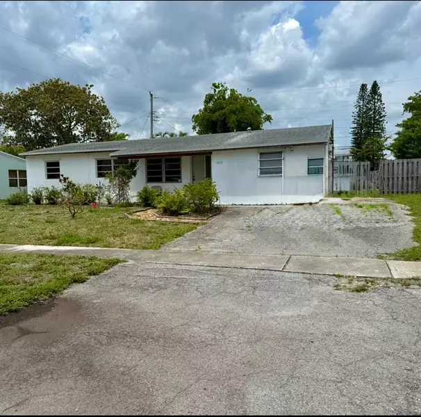 1437 SW 1st Ave, Deerfield Beach, FL 33441