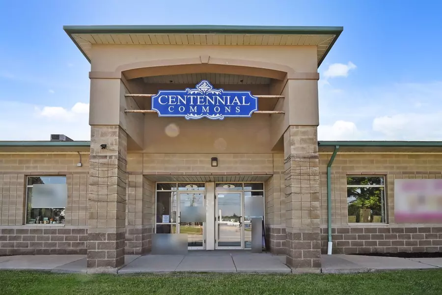48 Centennial RD #2, Orangeville, ON L9W 3T4
