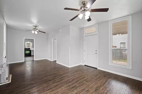 Denison, TX 75020,715 W Day Street