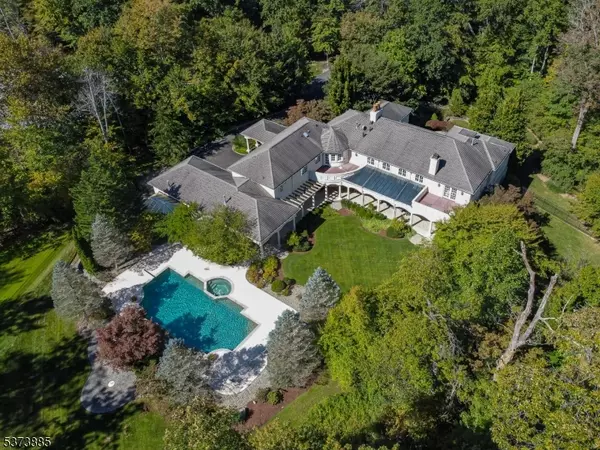 21 Stoningham Dr, Warren Twp., NJ 07059