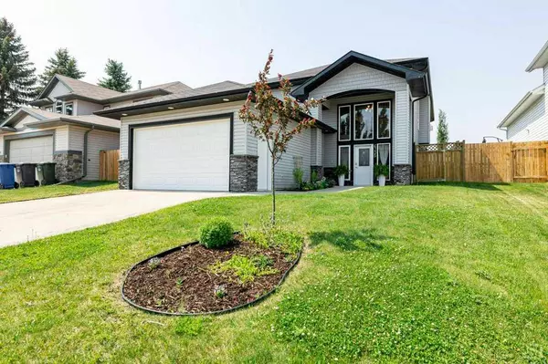 6305 58 AVE, Innisfail, AB T4R 0A4