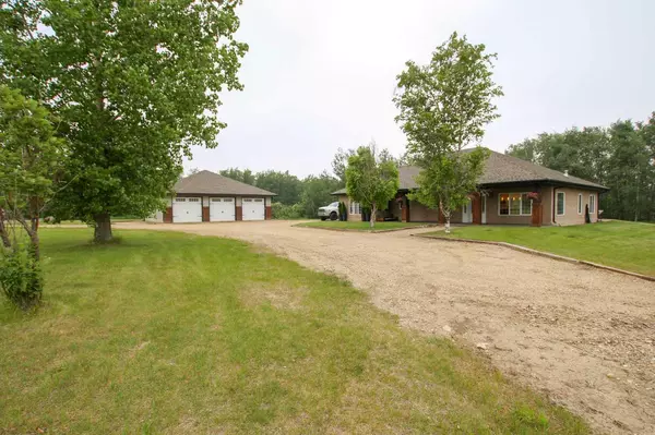1236 Township Road 384 #201, Rural Red Deer County, AB T4S 1S6