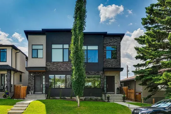 923 42 ST Southwest, Calgary, AB T3C1Y9