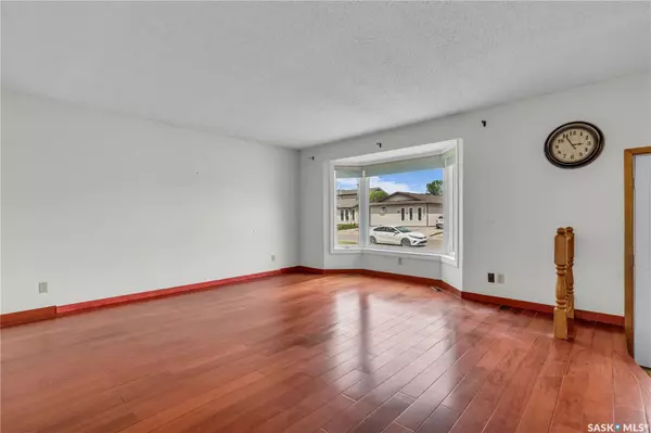 Regina, SK S4N 4G5,1434 Oxford STREET