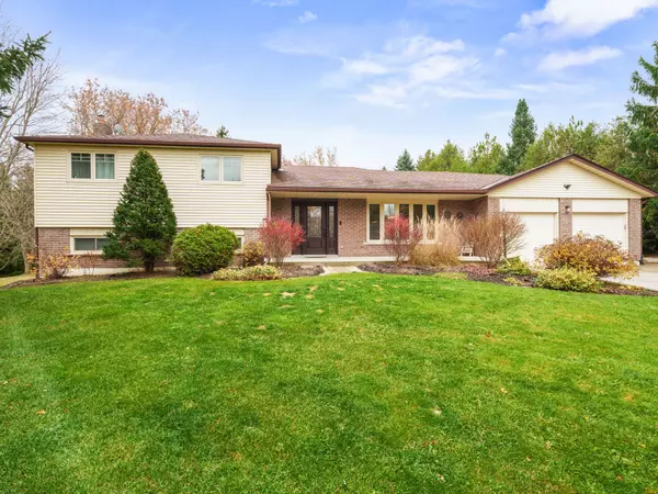 18 McKibbon AVE, Amaranth, ON L9W 5M2