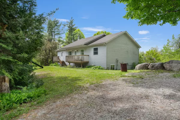 Bracebridge, ON P1L 1X1,1101 Hawn RD