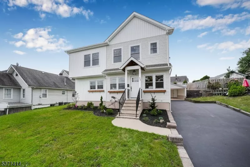 33 Hudson Ave, Totowa Boro, NJ 07512