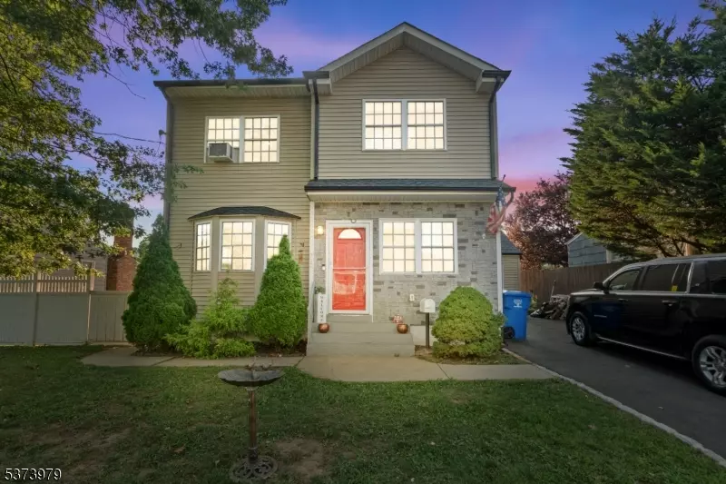 25 Livingston Ave, Woodbridge Twp., NJ 07001