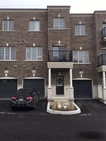 64 Ferris SQ, Clarington, ON L1E 0J2