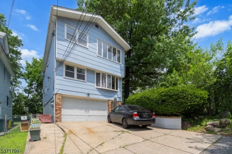 Fairview Boro, NJ 07022,687 Probst Ave