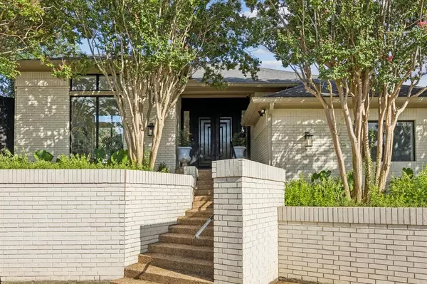 Dallas, TX 75248,6104 Calm Meadow Road