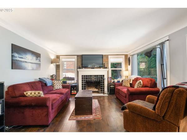 Portland, OR 97219,2806 SW Nevada CT