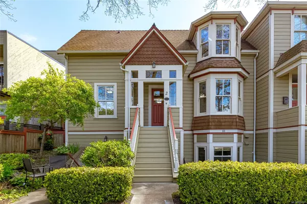 88 Dallas Rd #2, Victoria, BC V8V 1A2
