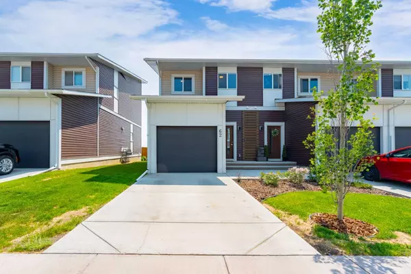 62 Walden LN Southeast, Calgary, AB T2X 2A7