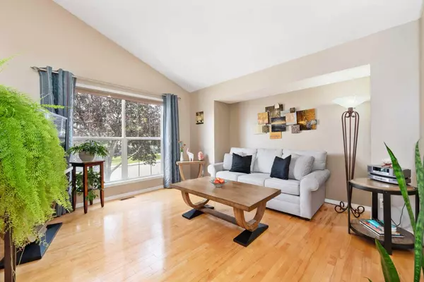 Calgary, AB T3K4W3,18 Country Hills Link Northwest