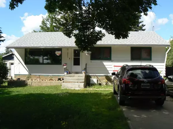 4836 55 AVE, High Prairie, AB T0G 1E0