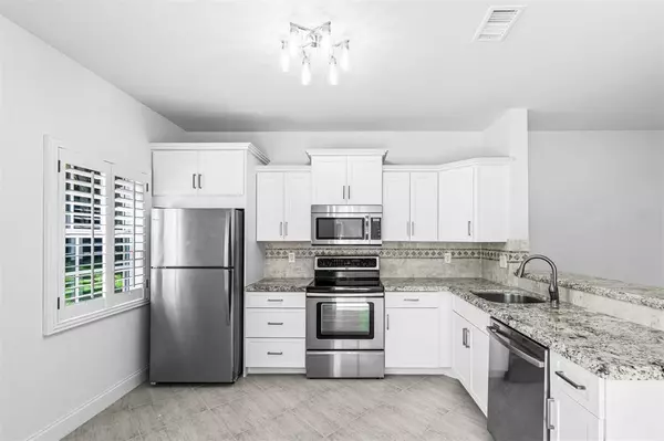 6510 Via Regina #6510, Boca Raton, FL 33433
