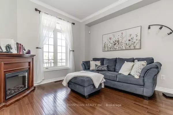Barrie, ON L4M 7J3,61 The Queensway N/A