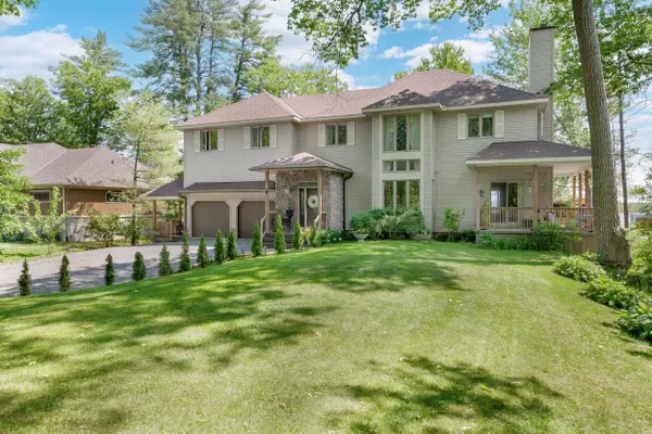 Constance Bay - Dunrobin - Kilmaurs - Woodlawn, ON K0A 3M0,164 Baillie AVE