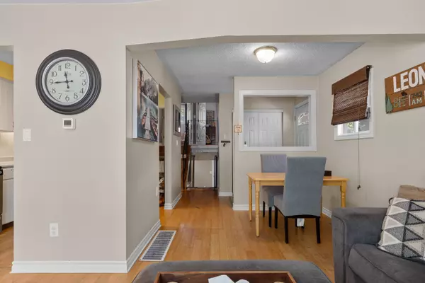 Kingston, ON K7K 5W8,53 Abbey Dale CT