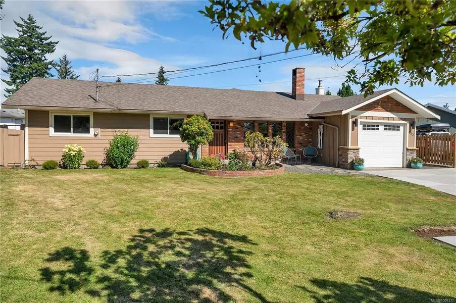 682 Holland Pl, Campbell River, BC V9W 5N8
