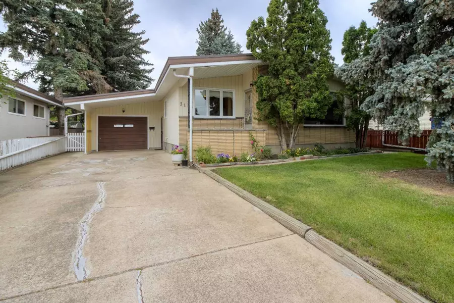 2114 19 ST, Coaldale, AB T1M1E8