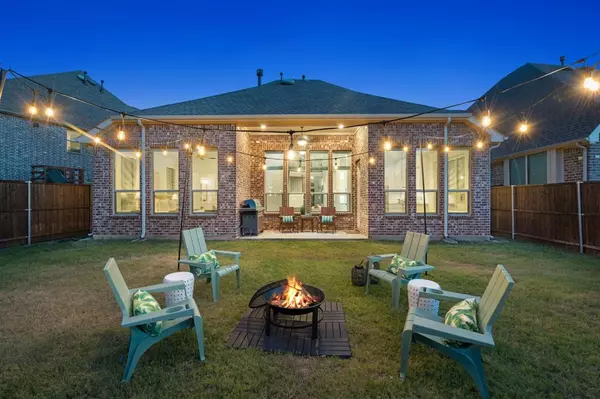 311 Dove Falls Drive, Argyle, TX 76226