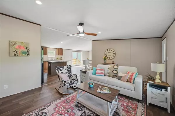 Azle, TX 76020,131 Kelly Court
