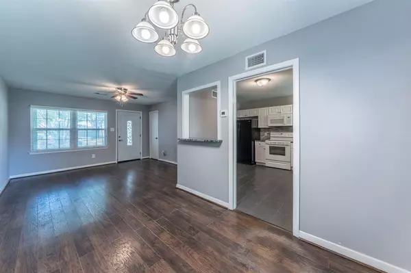 Farmers Branch, TX 75234,13525 Mount Castle Drive