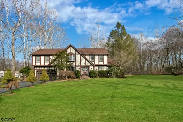 619 Osio Ln, Franklin Lakes Boro, NJ 07417