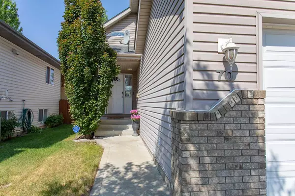Red Deer, AB T4R 3E2,70 Drummond AVE