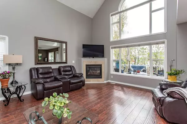 Red Deer, AB T4R 3E2,70 Drummond AVE