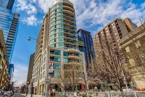 8 Scollard ST #302, Toronto C02, ON M5R 1M2