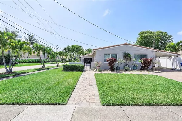 1150 Hayes St, Hollywood, FL 33019