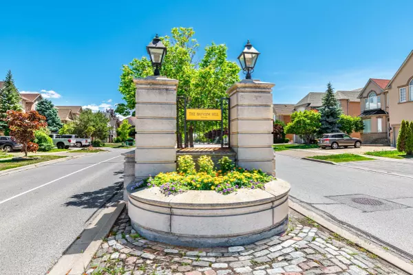 Richmond Hill, ON L4B 4A1,72 Cassandra CRES