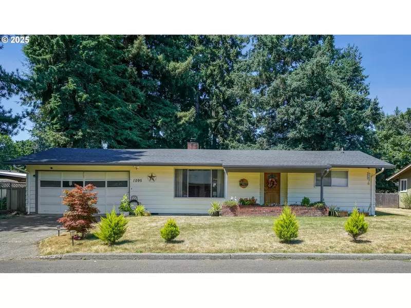 1095 N MANZANITA ST, Canby, OR 97013