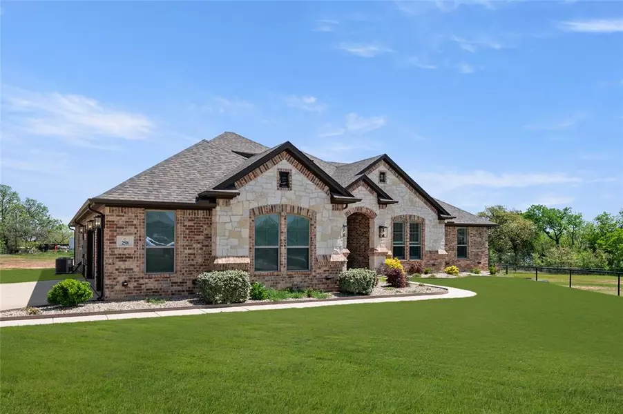 258 Odell Road, Springtown, TX 76082