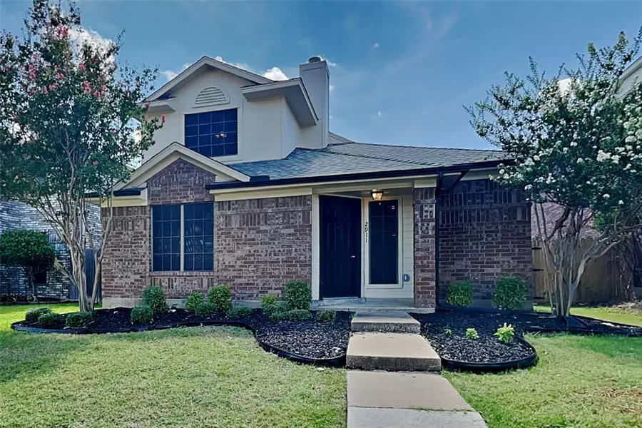 2911 Sunset Point Lane, Carrollton, TX 75007