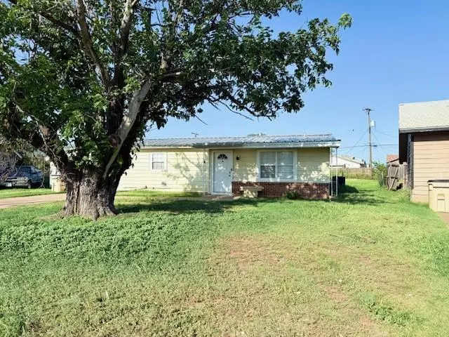 223 Avenue L, Anson, TX 79501