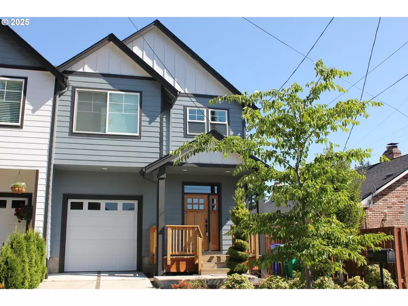 12181 SE LIEBE ST, Portland, OR 97266