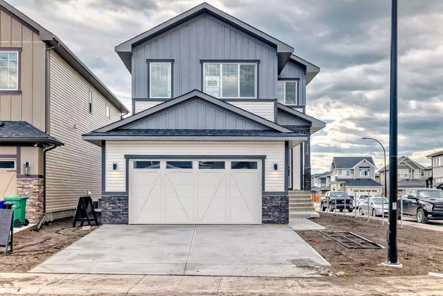 146 Saddlebred PL, Cochrane, AB T4C 3E6