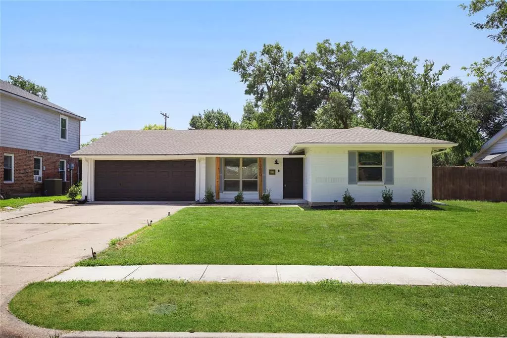 Farmers Branch, TX 75234,13630 Janwood Lane
