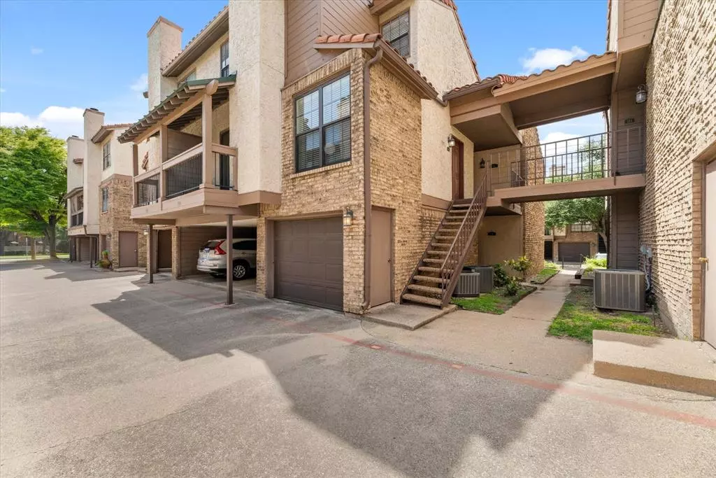 Richardson, TX 75080,336 Melrose Drive #19D