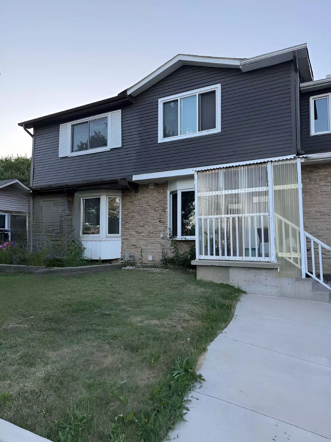 Brampton, ON L6V 2A3,91 Madoc DR