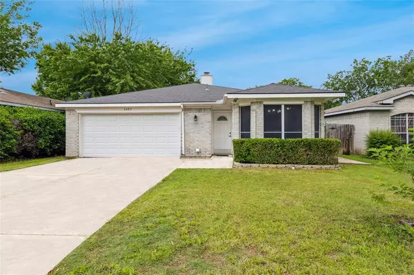 6405 Longmont Trail, Fort Worth, TX 76179